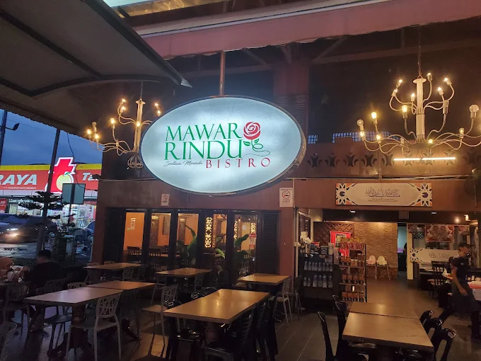 Mawar Rindu Bistro - 12 Kedai Makan Malam Parit Raja | Alamat, Harga & Hidangan Istimewa Mawar Rindu Bistro