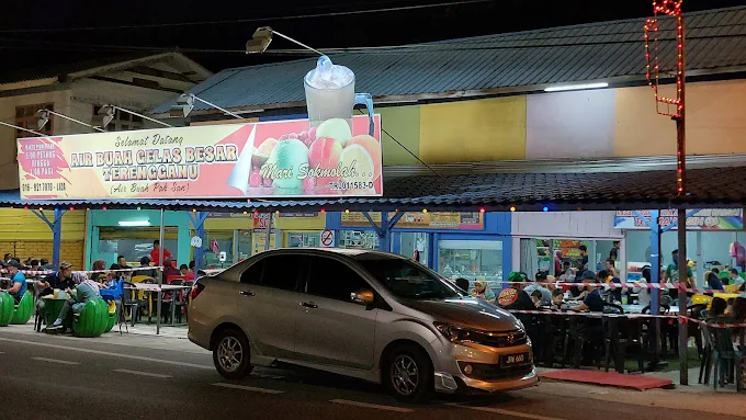 Air Buah Gelas Besar - 15 Kedai Makan Tengahari Sri Aman | Alamat, Harga & Hidangan Istimewa Air Buah Gelas Besar