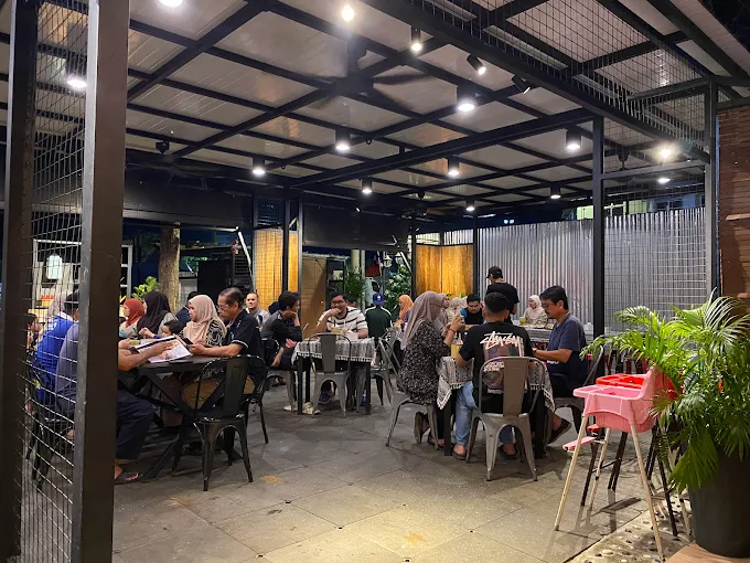 Chortiez Co - 14 Kedai Makan Malam Kangar | Alamat, Harga & Hidangan Istimewa Chortiez & Co