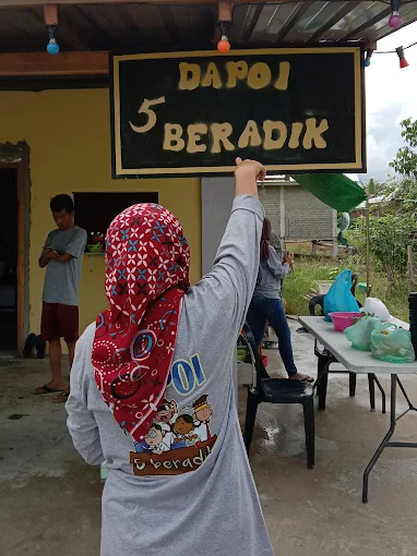 Dapur 5 Beradek Kampung Spaoh - 12 Kedai Makan Tengahari Betong | Alamat, Harga & Hidangan Istimewa Dapur 5 Beradek Kampung Spaoh