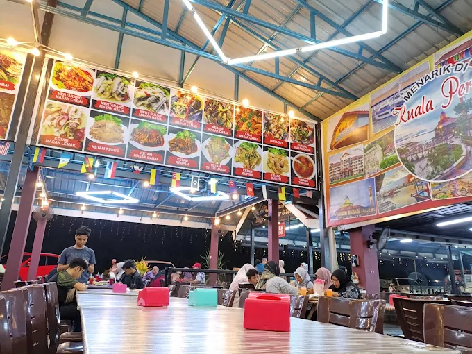 Dhiya Ikan Bakar Seafood - 14 Kedai Makan Tengahari Kuala Perlis | Alamat, Harga & Hidangan Istimewa Dhiya Ikan Bakar & Seafood
