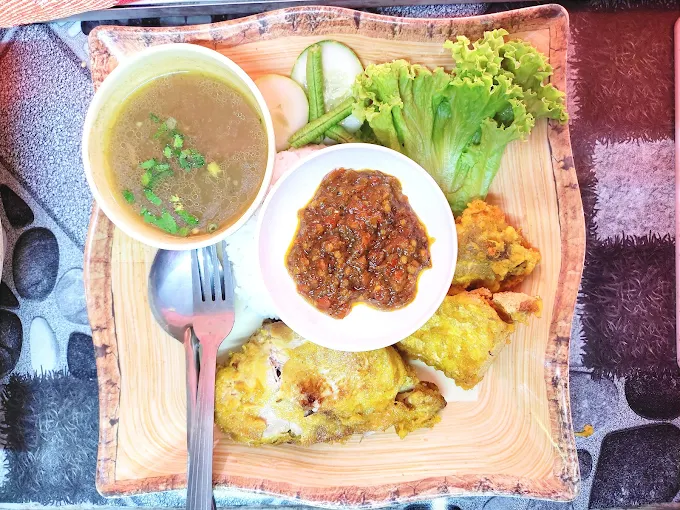 Kedai Makan Kak E Ja - 12 Kedai Makan Tengahari Benut | Alamat, Harga & Hidangan Istimewa Kedai Makan Kak E-Ja