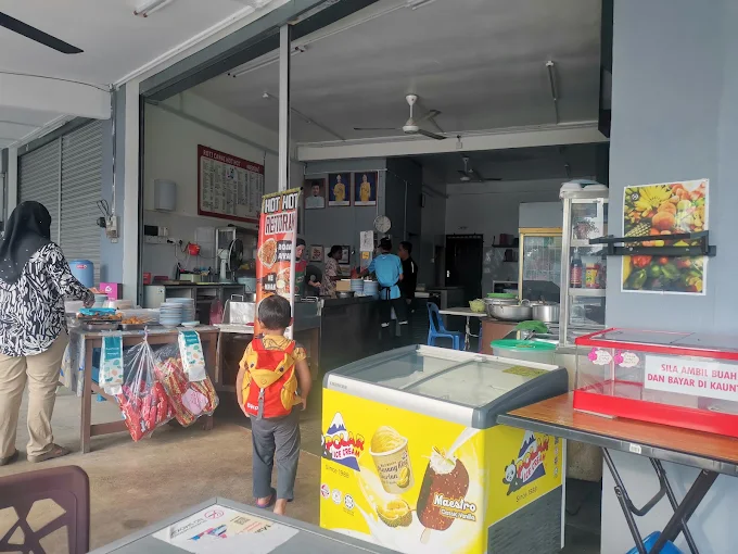 Kedai Roti Canai Hot Hot - 15 Kedai Makan Tengahari Sri Aman | Alamat, Harga & Hidangan Istimewa Kedai Roti Canai Hot-Hot