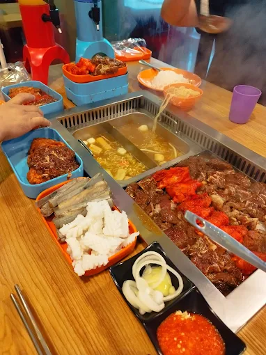 Paris Steamboat Grill Betong - 12 Kedai Makan Tengahari Betong | Alamat, Harga & Hidangan Istimewa Paris Steamboat & Grill Betong