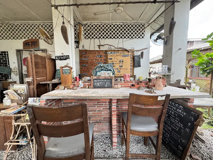 Platform Coffee Homestay - 10 Kedai Makan Tengahari Pekan Nanas | Alamat, Harga & Hidangan Istimewa Platform Coffee & Homestay