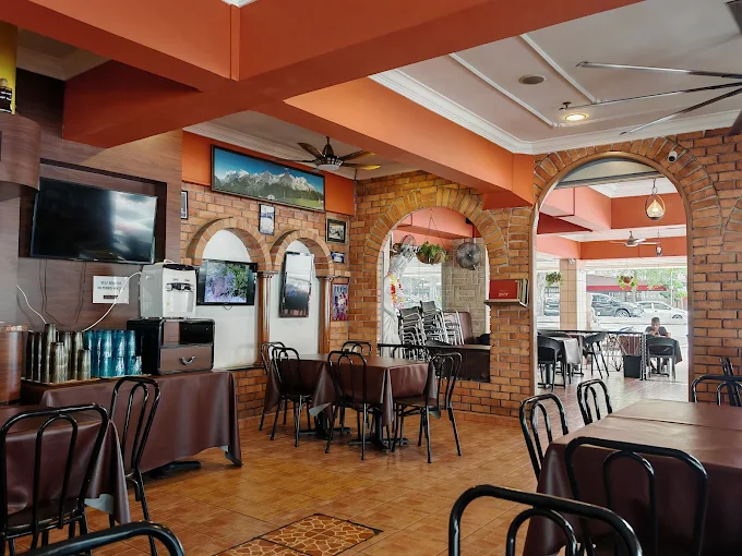 Little Italy - 14 Kedai Makan Malam Kota Kinabalu Yang Patut Anda Singgah Little Italy