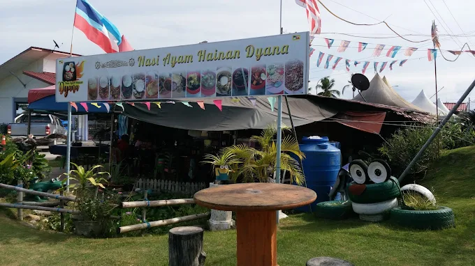 Nasi Ayam Hainan Dyana - 11 Warung Sarapan Pagi Beluran Untuk Start Hari Dengan Tenang Nasi Ayam Hainan Dyana