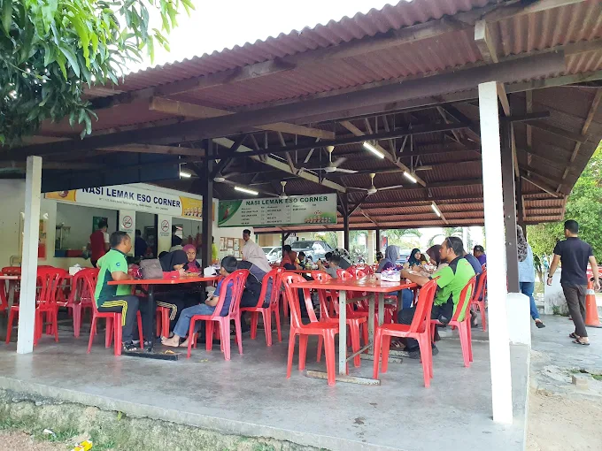 Nasi Lemak Eso Corner - 15 Spot Nasi Lemak Melaka Pilihan Ramai Nasi Lemak Eso Corner