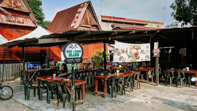 Nasi Lemak Hijau Ujong Pasir - 15 Spot Nasi Lemak Melaka Pilihan Ramai Nasi Lemak Hijau Ujong Pasir