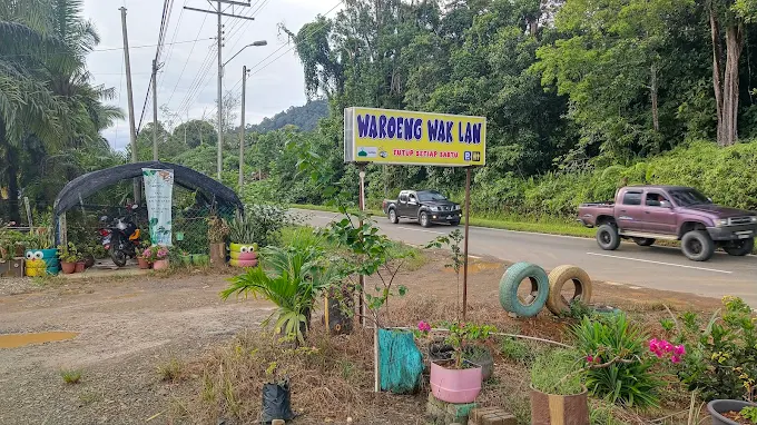 Warung Wak Lan