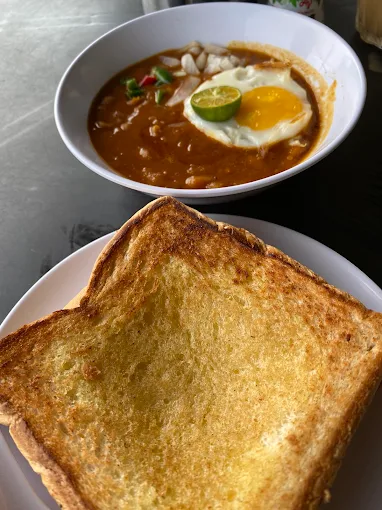 Anuar Nasi Dagang - 20 Kedai Sarapan Pagi di Endau Patut Singgah! Anuar Nasi Dagang