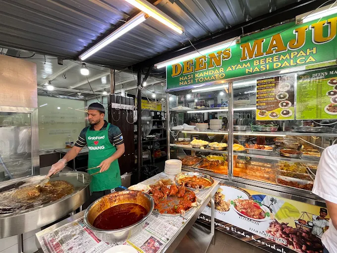 Deens Maju Nasi Kandar - 26 Kedai Makan Malam di George Town Wajib Cuba Deens Maju Nasi Kandar - 26 Kedai Makan Malam di George Town Wajib Cuba