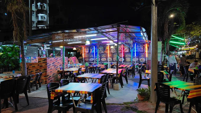 Furas Tomyam Corner - 27 Kedai Makan Malam di Batu Ferringhi Terbaik Furas Tomyam Corner - 27 Kedai Makan Malam di Batu Ferringhi Terbaik