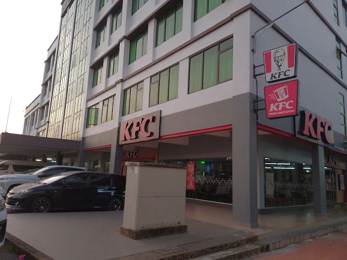 KFC Betong - 16 Kedai Sarapan Pagi di Betong Wajib Cuba! KFC Betong