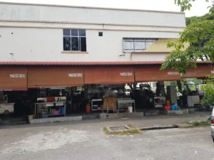 Makan Tengahari di Juru