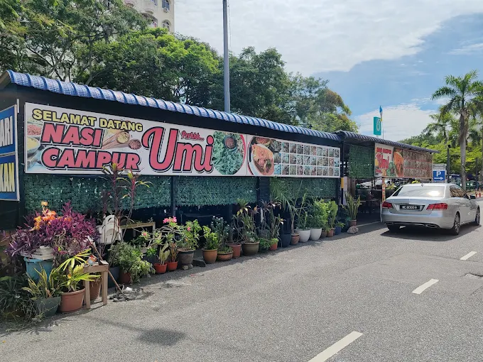 Nasi Campur Umi - 27 Kedai Makan Malam di Batu Ferringhi Terbaik Nasi Campur Umi - 27 Kedai Makan Malam di Batu Ferringhi Terbaik