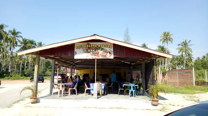 Nasi Dagang Warisan Kak Ju - 20 Kedai Sarapan Pagi di Endau Patut Singgah! Nasi Dagang Warisan Kak Ju