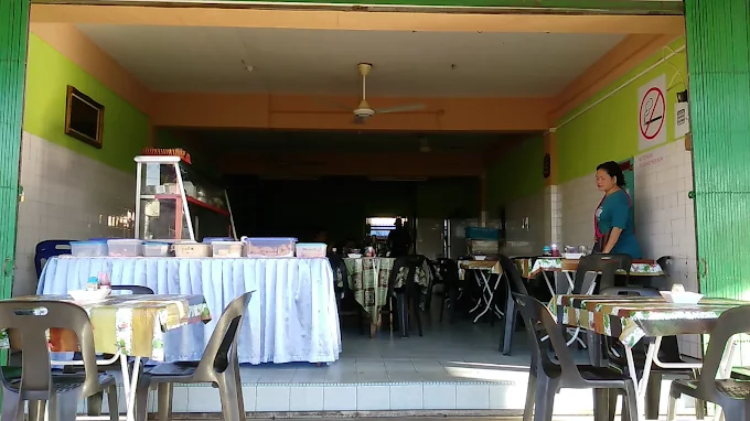 Serambi Hijau Cafe - 17 Kedai Sarapan Pagi di Marudi Mesti Try! Serambi Hijau Cafe