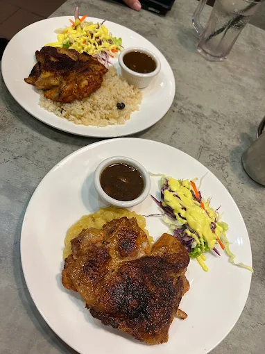 Stayday Cafe 