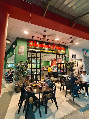 Tandoori Palace