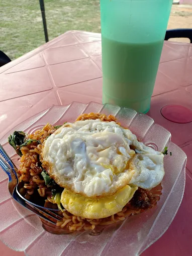 Warung DAni - 20 Kedai Sarapan Pagi di Endau Patut Singgah! Warung D’Ani
