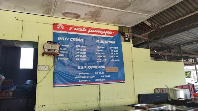 Warung Klasik DpungguR - 17 Kedai Sarapan Pagi di Senggarang Wajib Try! Warung Klasik D'pungguR