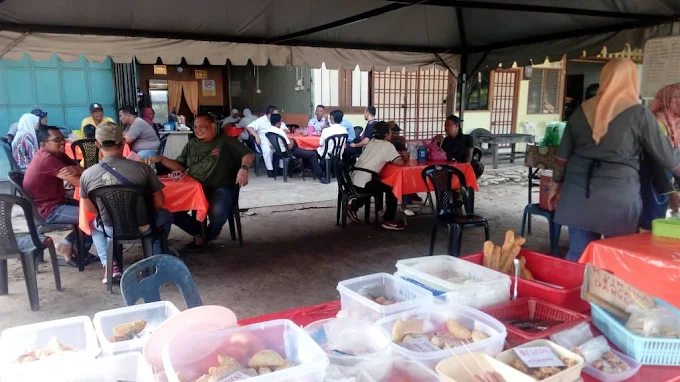 Warung Mak Ita Rompin - 20 Kedai Sarapan Pagi di Endau Patut Singgah! Warung Mak Ita Rompin