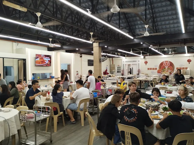 Yongs Steam Boat Garden - 18 Kedai Makan Tengahari di Batu Pahat Terbaik! Yongs Steam Boat Garden - 18 Kedai Makan Tengahari di Batu Pahat Terbaik!