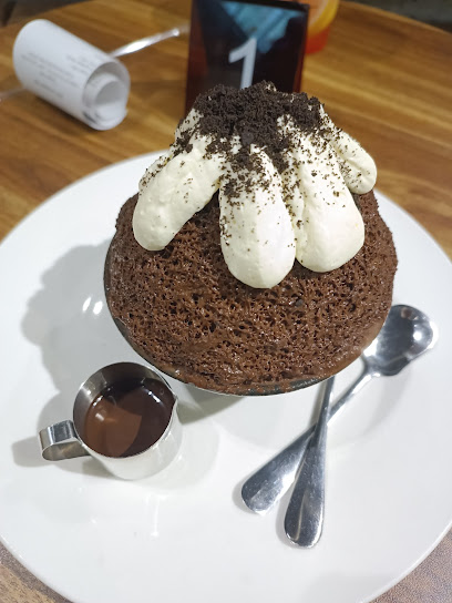 After Tree Cafe