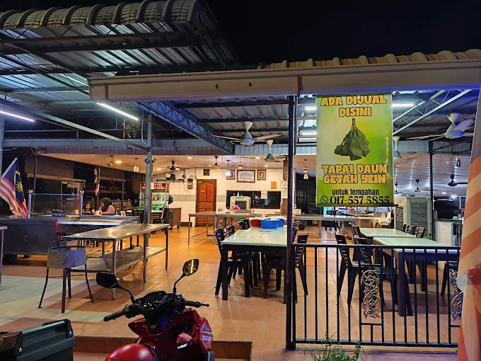 Azlan Tomyam - 12 Kedai Makan Tengahari Balik Pulau | Alamat, Harga & Hidangan Istimewa Azlan Tomyam