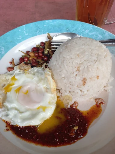 Gerai Hentian Sarapan Pagi - 20 Kedai Sarapan Pagi Muar | Alamat, Harga & Hidangan Istimewa Gerai Hentian Sarapan Pagi