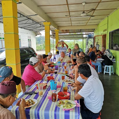 Kedai Makan Depan Masjid Kampung Jawa - 14 Kedai Sarapan Pagi di Segamat Kena Try! Kedai Makan Depan Masjid Kampung Jawa