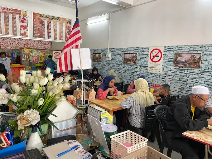 Kedai Makan Gulai Kawah - 15 Kedai Sarapan Pagi Mengkuang | Alamat, Harga & Hidangan Istimewa Kedai Makan Gulai Kawah