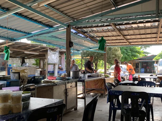 Kedai Makan Kak Ton - 15 Kedai Makan Tengahari Kepala Batas | Alamat, Harga & Hidangan Istimewa Kedai Makan Kak Ton