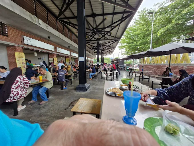 Mak Jah Corner - 15 Kedai Sarapan Pagi Ampang | Alamat, Harga & Hidangan Istimewa Mak Jah Corner