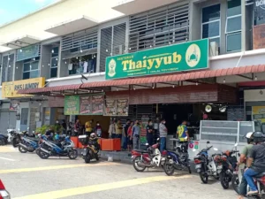 Makan Tengahari Kepala Batas