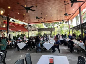 Makan Tengahari Perai