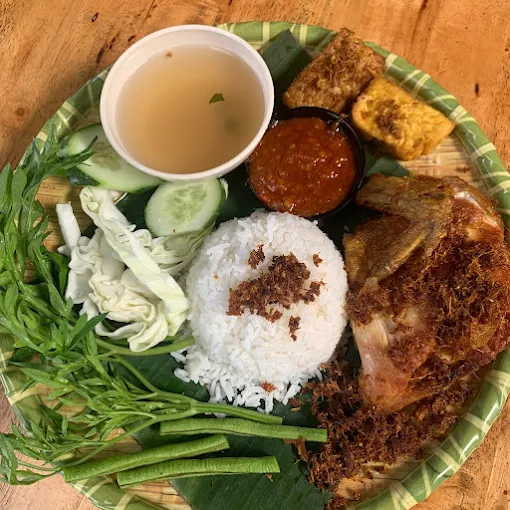 Masakan Pantai Timur Cek Yah - 15 Kedai Sarapan Pagi Johor Bahru | Alamat, Harga & Hidangan Istimewa Masakan Pantai Timur Cek Yah