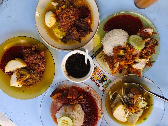 Mughni Saujana Cafe - 15 Kedai Sarapan Pagi Johor Bahru | Alamat, Harga & Hidangan Istimewa Mughni Saujana Cafe