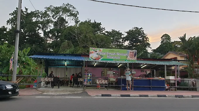 Nasi Lemak Berlauk Hasanah Dan Nasi Campur Laila - 10 Kedai Makan Tengahari Teluk Bahang | Alamat, Harga & Hidangan Istimewa Nasi Lemak Berlauk Hasanah Dan Nasi Campur Laila
