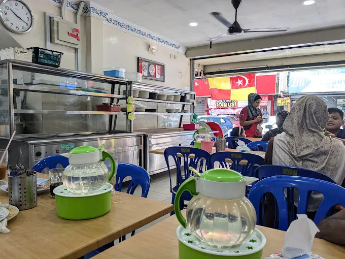 Nasi Lemak Daun Pisang Kak Dee - 15 Kedai Sarapan Pagi Petaling Jaya | Alamat, Harga & Hidangan Istimewa Nasi Lemak Daun Pisang Kak Dee