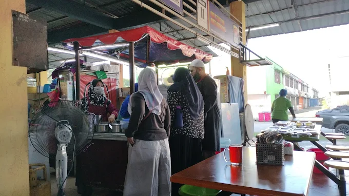 Nasi Lemak Kak Yah - 10 Kedai Sarapan Pagi Puchong | Alamat, Harga & Hidangan Istimewa Nasi Lemak Kak Yah