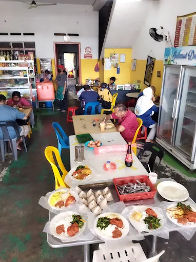 Restoran Berjaya - 10 Kedai Makan Tengahari Mak Mandin | Alamat, Harga & Hidangan Istimewa Restoran Berjaya