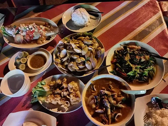 Restoran Teratak Santapan Bonda - 15 Kedai Makan Malam Kuala Nerang | Alamat, Harga & Hidangan Istimewa Restoran Teratak Santapan Bonda
