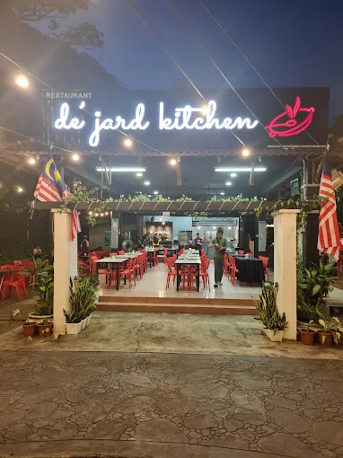 Restoren De Jard Kitchen - 15 Kedai Makan Malam Kuala Nerang | Alamat, Harga & Hidangan Istimewa Restoren De' Jard Kitchen