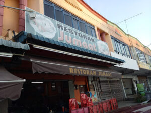 Sarapan Pagi di Simpang Renggam