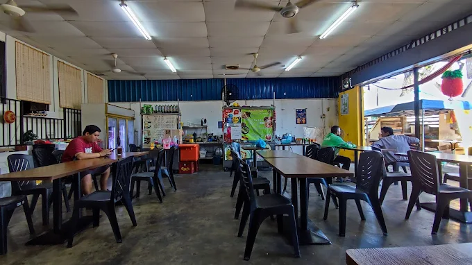 Tian Tian Kopitiam Sarawak Kolo Mee - 15 Kedai Makan Tengahari Tanjung Tokong | Alamat, Harga & Hidangan Istimewa Tian Tian Kopitiam (Sarawak Kolo Mee)