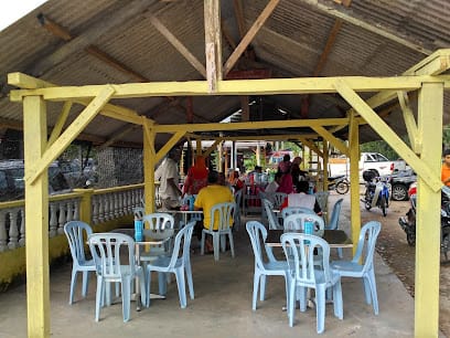Warong Cikgu Hadi - 18 Kedai Sarapan Pagi di Ayer Hitam Wajib Masuk List! Warong Cikgu Hadi