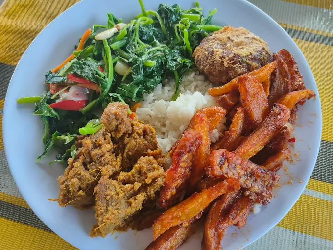 Warong Mohaniz - 12 Kedai Sarapan Pagi Kajang | Alamat, Harga & Hidangan Istimewa Warong Mohaniz