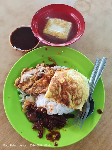 Warung Ahmad Nasi Lemak - 18 Kedai Sarapan Pagi Batu Pahat | Alamat, Harga & Hidangan Istimewa Warung Ahmad Nasi Lemak